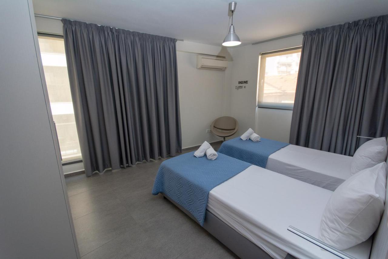 Spacious Fully Equipped 3Bd 2Bath Apt In The Heart Of City With Balconies Ac And Fast Wifi #1 イラクリオン エクステリア 写真